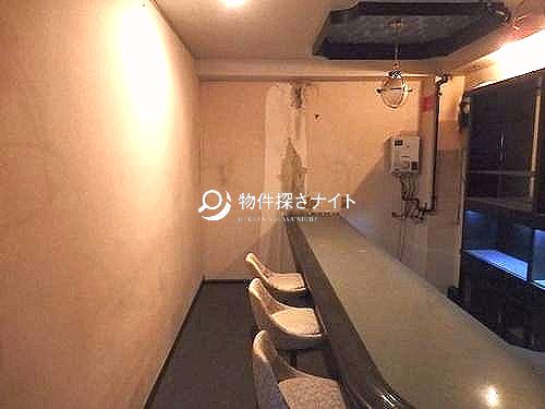 堺／天神地区！南海高野線「堺東駅」徒歩9分！禅通寺筋沿い！小箱サイズ！バー・スナックおすすめ居抜き店舗！！(4435)