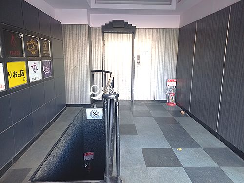 JR中央・総武線「千葉駅」東口徒歩8分！みゆき通り至近！ガールズバーおすすめ居抜き店舗！！(7942)