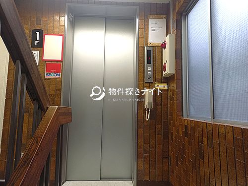 港区「内幸町駅」徒歩3分！バー・スナックおすすめ貸店舗！西新橋一・二丁目交差点至近！！(8361)