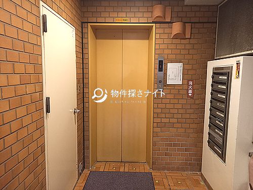 港区「赤坂駅」徒歩2分！バー・スナックおすすめスケルトン貸店舗！赤坂Bizタワー目前・一ツ木通り沿い！！(8151)