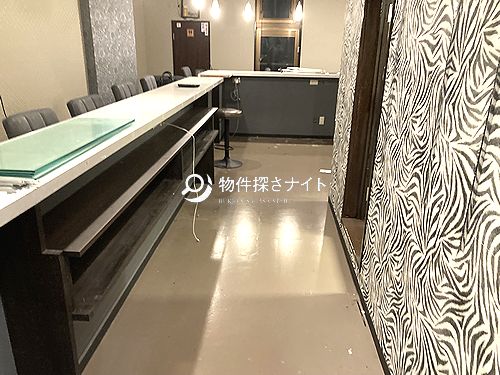 東京メトロ半蔵門線「神保町駅」徒歩2分！靖国通り沿い駅近好立地！ガールズバー居抜き店舗！！(6060)
