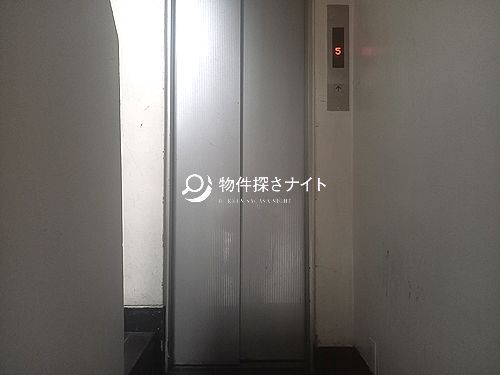 JR「新橋駅」烏森口徒歩2分！駅近好立地！ガールズバー・スナックおすすめ貸店舗！！(7851)