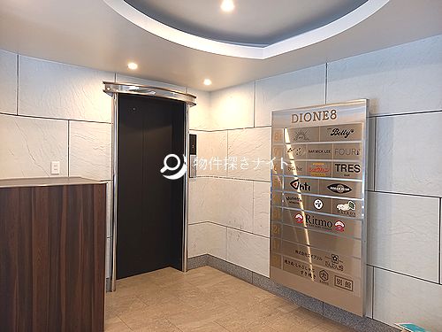 港区「麻布十番駅」徒歩3分！カラオケバーおすすめ居抜き店舗！パティオ十番至近・雑式通り沿い角地！！(8334)