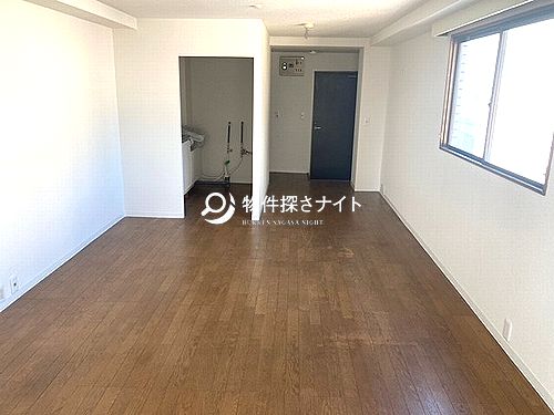 JR東海道本線「平塚駅」徒歩7分！湘南スターモール至近！スナック・バーおすすめ貸店舗！！(7775)